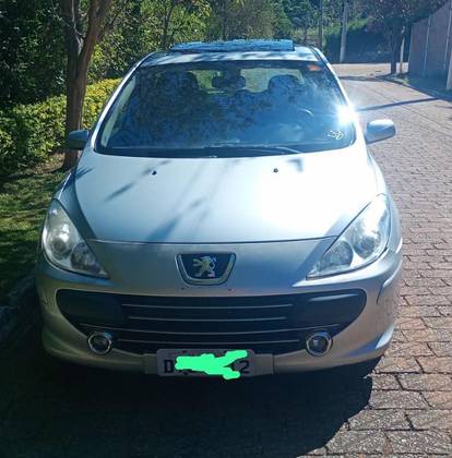 PEUGEOT 307 2.0 GRIFFE 16V GASOLINA 4P AUTOMÁTICO